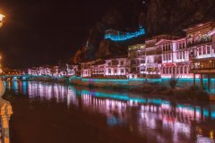 10-Amasya at night
